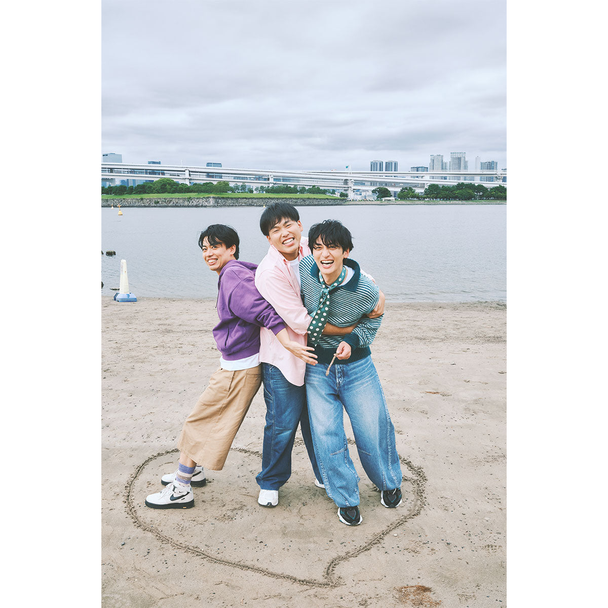 【限定ポストカード付き】漫烈 1st写真集 Flutter for me.(Quick Japan presents)